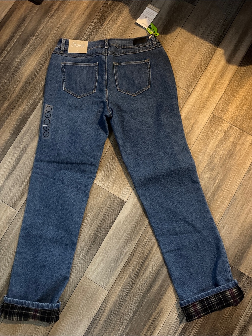 Women’s Fleece Lined Boyfriend Jeans Medium Blue- Natural Reflections - Picture 4 of 6